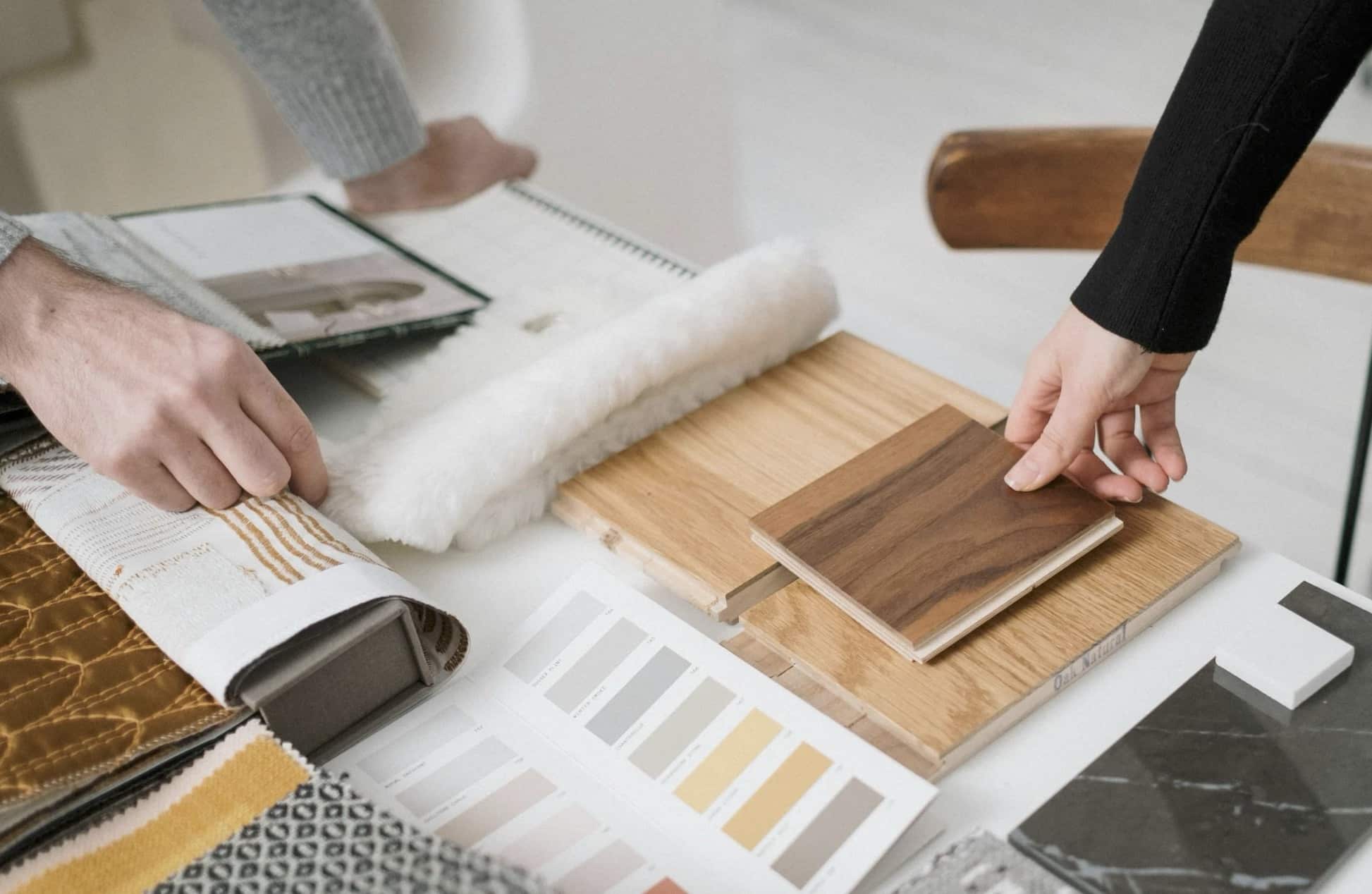 How to Choose the Best Flooring Color for Your Home